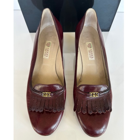 Gucci Vintage Wine Leather Loafer Pump with Fringe and Gold GG Accent size 38/8. - Picture 2 of 8